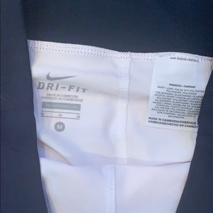 Nike Skirts - Nike tennis skirt size medium Nike Skirts - Nike tennis skirt size medium
